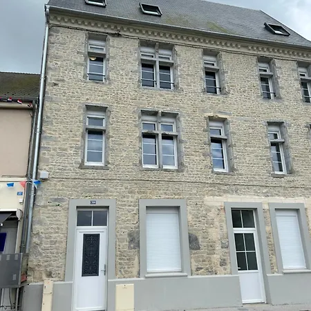 Appartement Trevieres 2Eme Etage Exterior photo