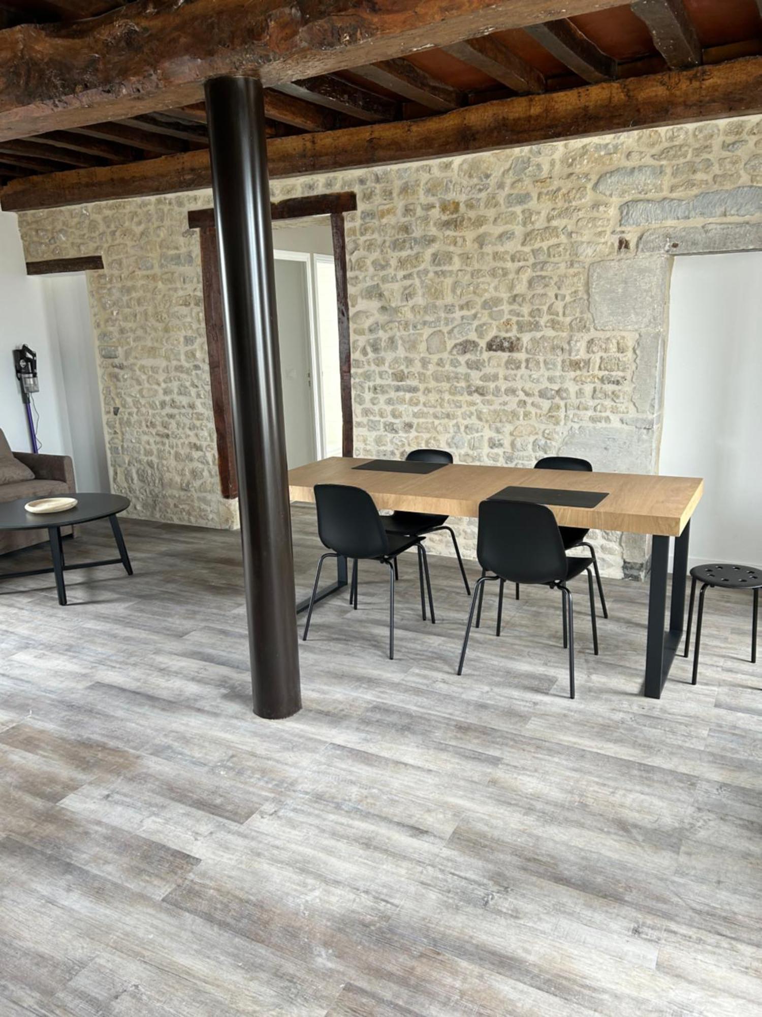 Apartment 2eme Etage Trevieres